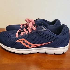 Saucony Womens Blue/pink  Mesh Athletic Sneakers Size 8.5